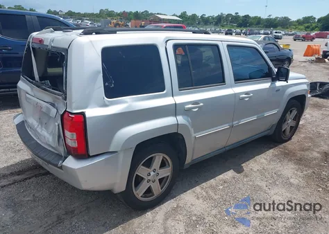 2010 Jeep Patriot Sport from USA, damaged, VIN 1J4NT1GA8AD638387